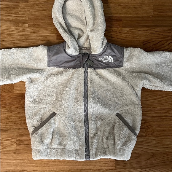 The North Face Cream and Gray Hooded Fleece Jacket - Picture 1 of 2